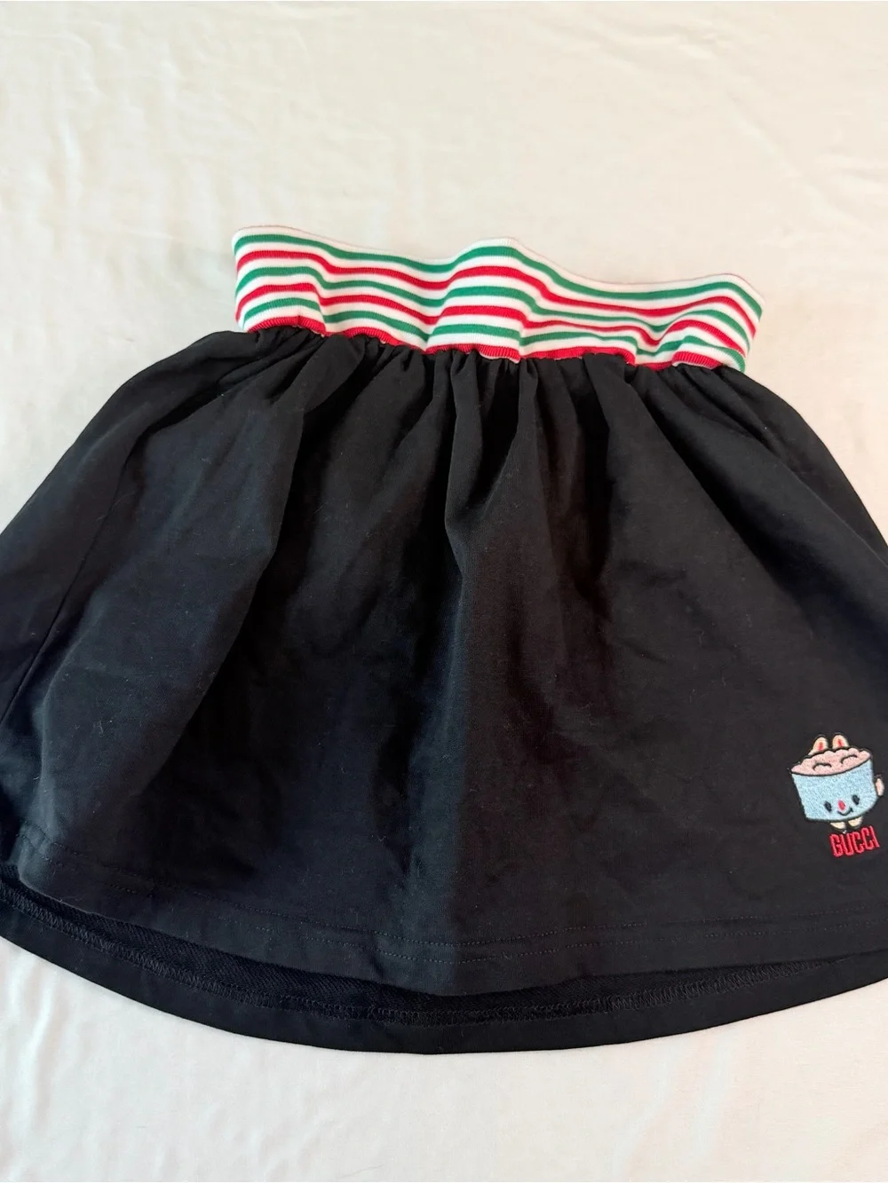 Girls Pleated Skirt Stripe‎ Waistband Black Size M Cute Graphic